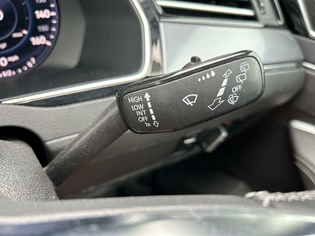 Volkswagen Passat Volkswagen Passat Bluemotion Black #23
