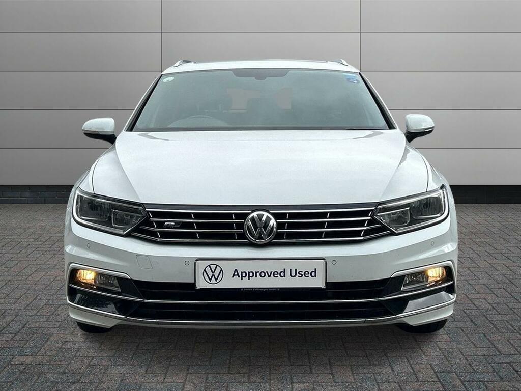 Volkswagen Passat Volkswagen Passat Bluemotion Black #7