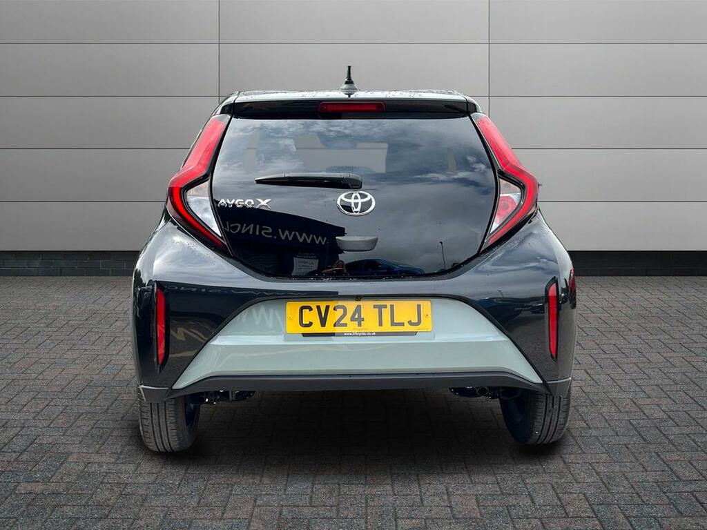 Toyota Aygo X 1.0 Vvt-i Edge Hatchback Euro 6 Green #6
