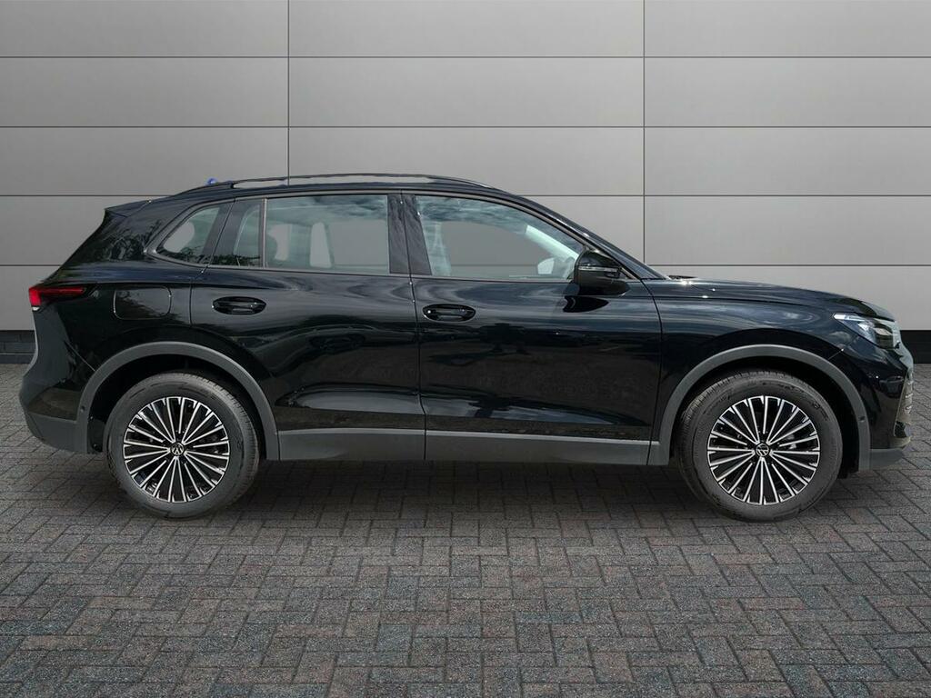 Volkswagen Tiguan 1.5 Etsi Life Dsg Click And Collect Black #5
