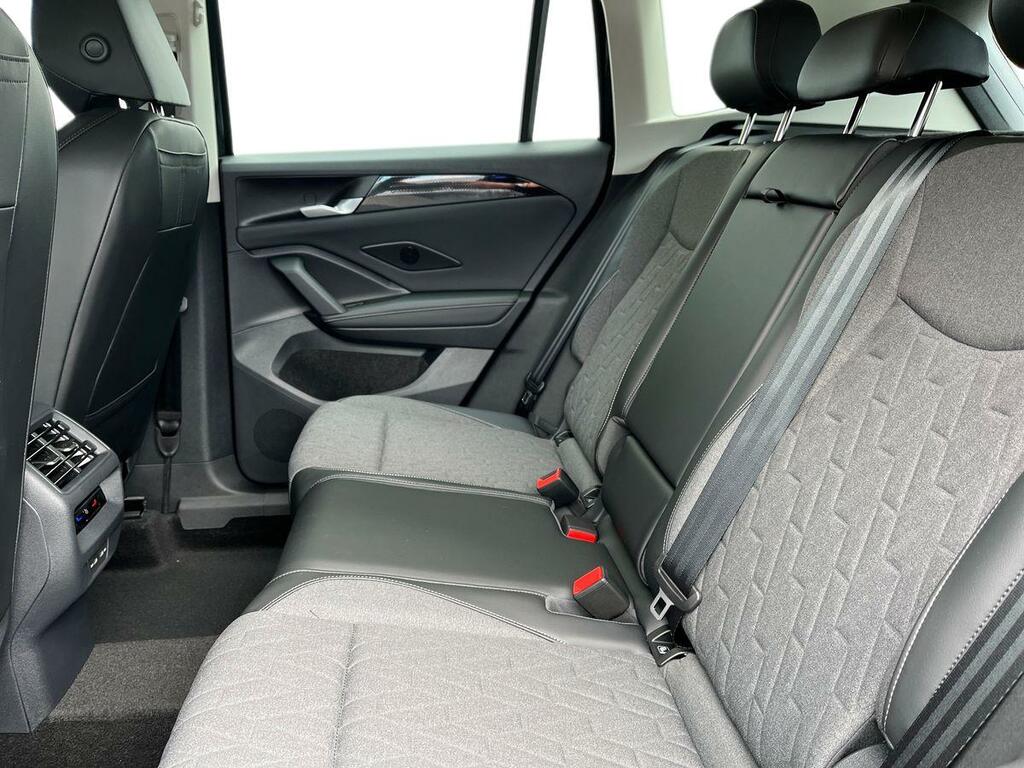 Volkswagen Tiguan 1.5 Etsi Life Dsg Click And Collect Black #4