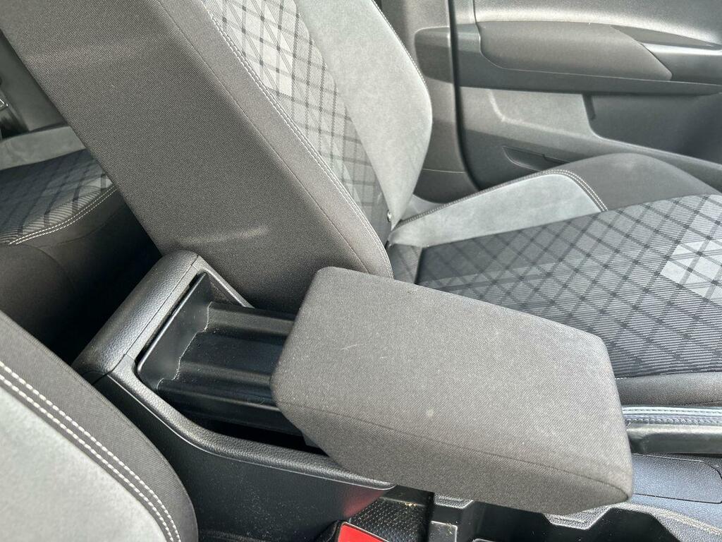 Volkswagen Polo Silver #35