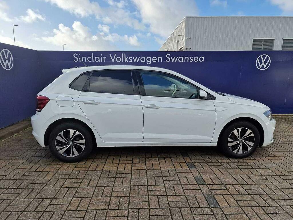 Volkswagen Polo Mk6 Hatchback 1.0 Tsi 95Ps Match Volkswagen White #4