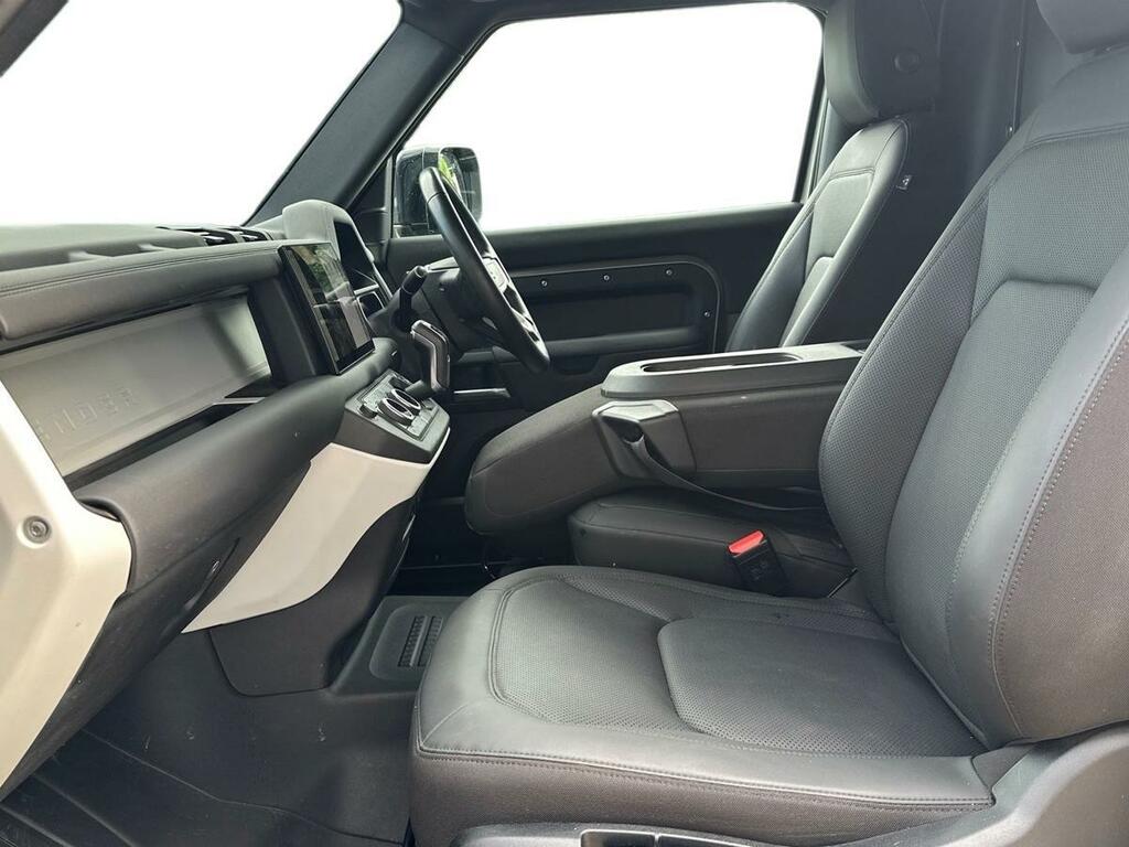 Land Rover Defender 90 3.0 D250 Hard Top S Silver #3