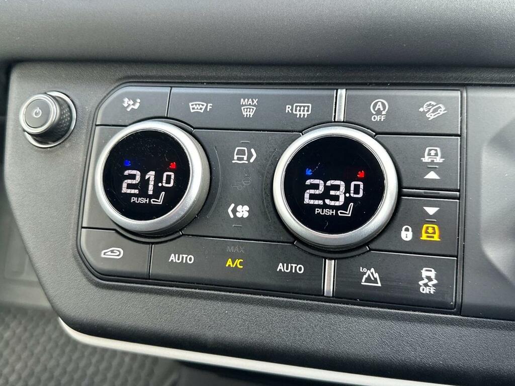 Land Rover Defender 90 3.0 D250 X-dynamic Se 90 Black #34