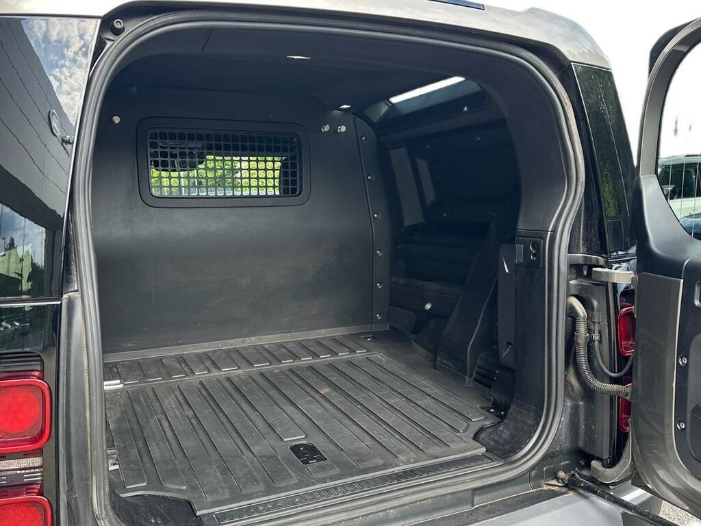 Land Rover Defender 90 3.0 D250 Hard Top S Silver #4