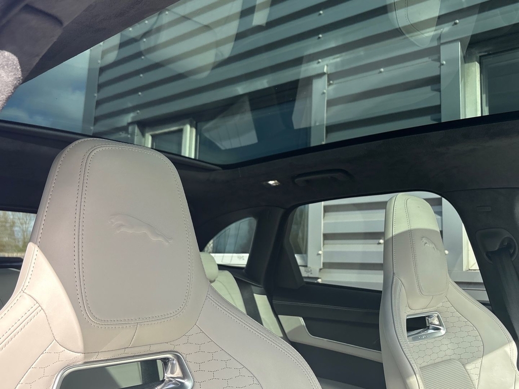 Jaguar F-Pace Jaguar Estate 2.0 P400e R-dynamic Se Black Aut Black #21