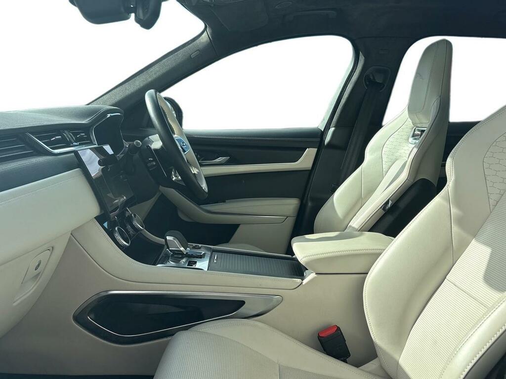 Jaguar F-Pace 2.0 D200 R-dynamic Hse Black Red #3