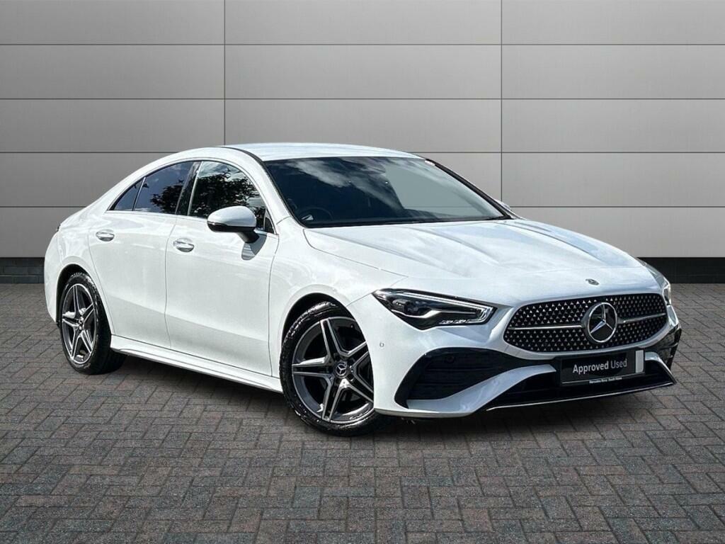 Mercedes-Benz CLA Class Cla 180 Amg Line Executive Coupe White