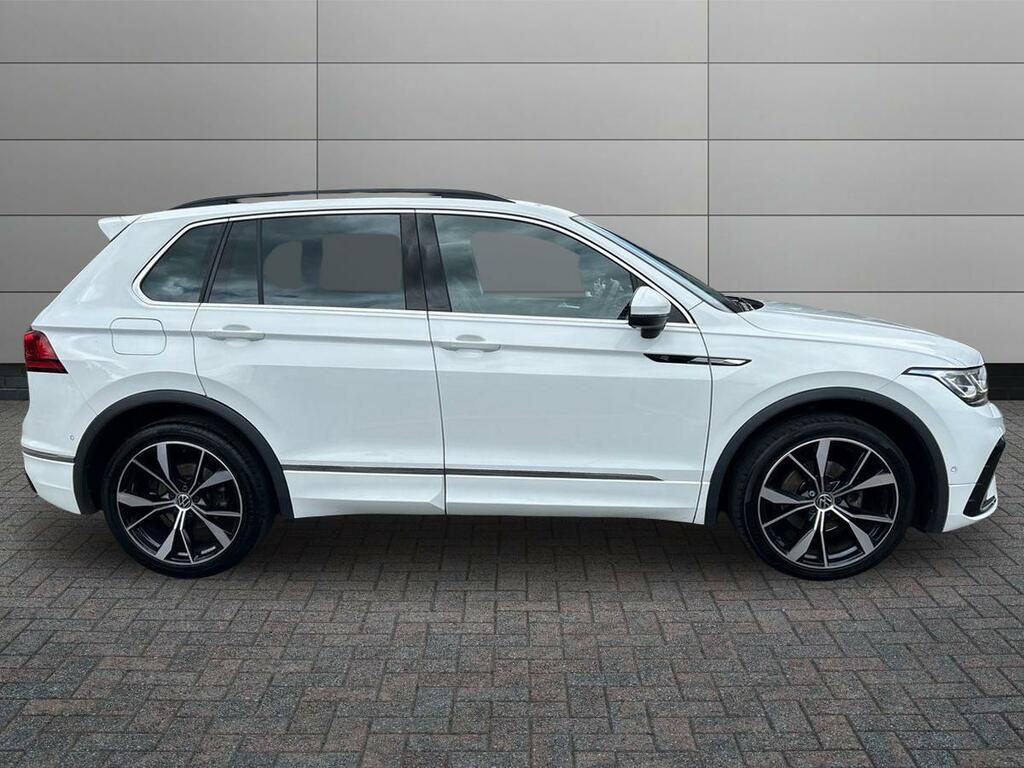 Volkswagen Tiguan 1.5 Tsi 150 R-line Dsg White #4