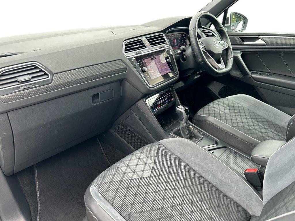 Volkswagen Tiguan 1.5 Tsi 150 R-line Dsg White #2