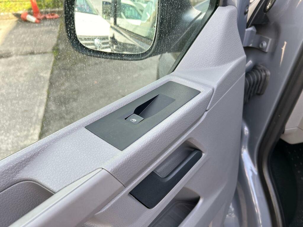 Volkswagen Transporter 2.0 Tdi T32 Startline Panel Van Beige #37