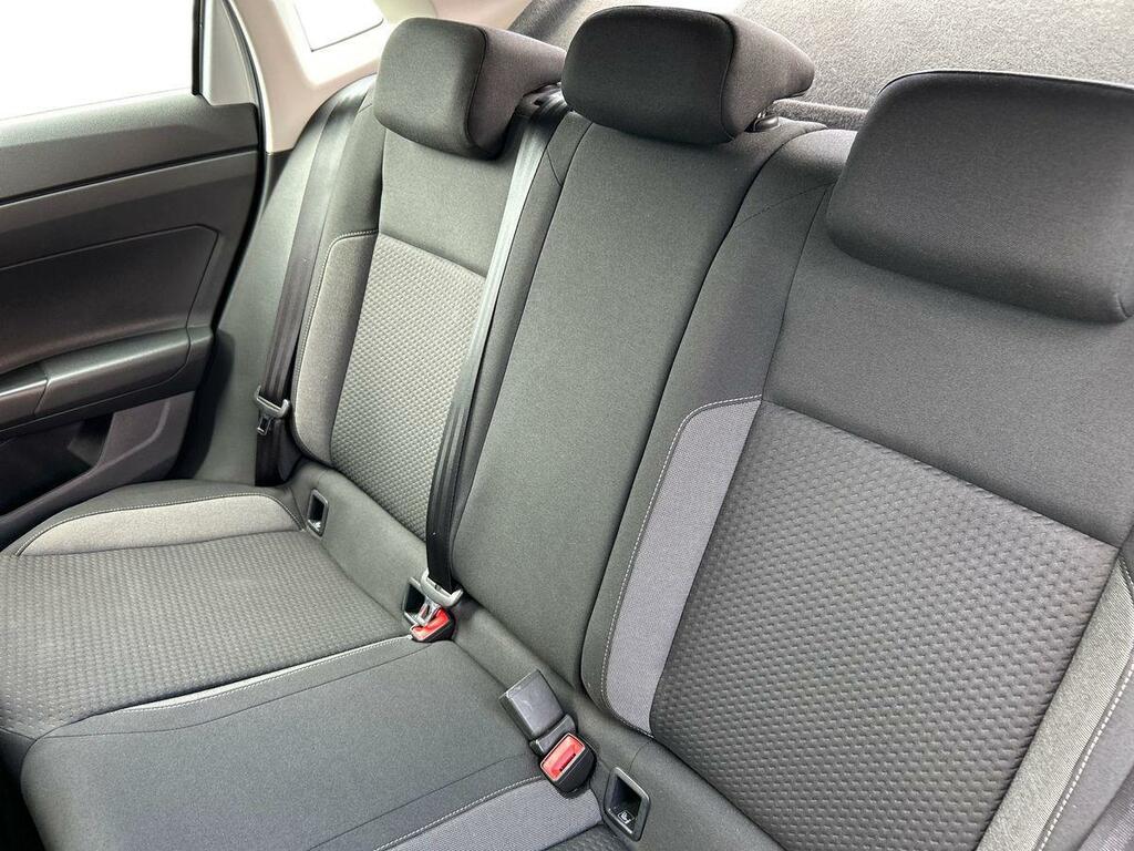 Volkswagen Polo 1.0 Life Silver #4