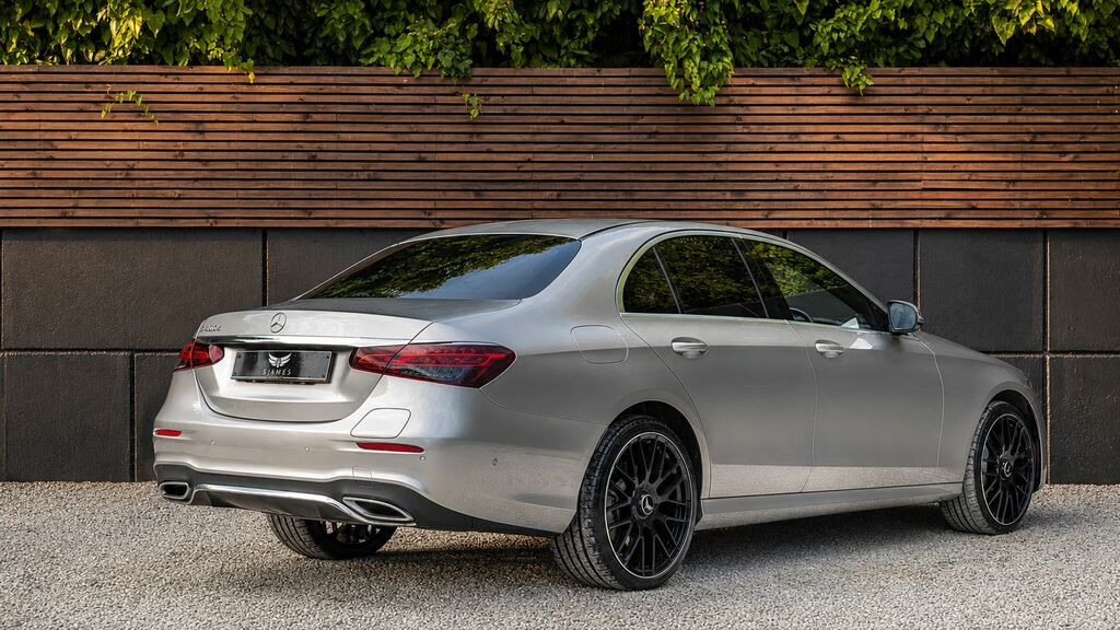 Mercedes-Benz E Class 2022 2.0 E300de 13.5Kwh Amg Line Edition Saloon WA22VOJ Silver #6