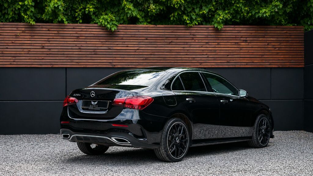 Mercedes-Benz A Class 2023 1.3 A250e 15.6Kwh Amg Line Executive Saloon LO23AXW Black #5