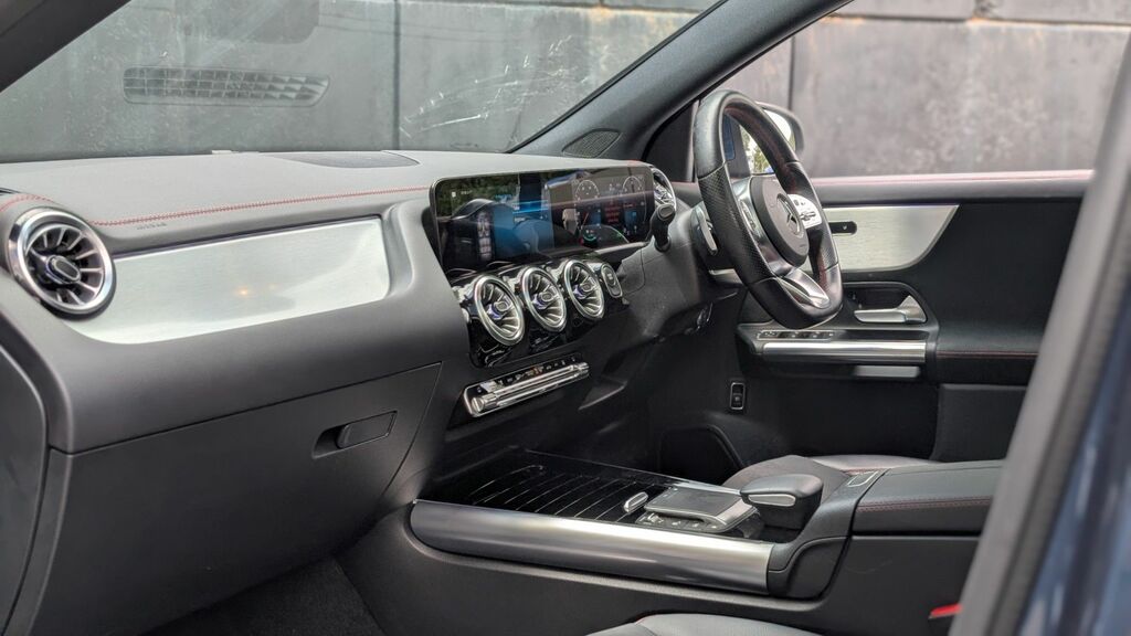 Mercedes-Benz EQA 2021 Eqa 250 66.5Kwh Amg Line Premium Suv El Blue #2