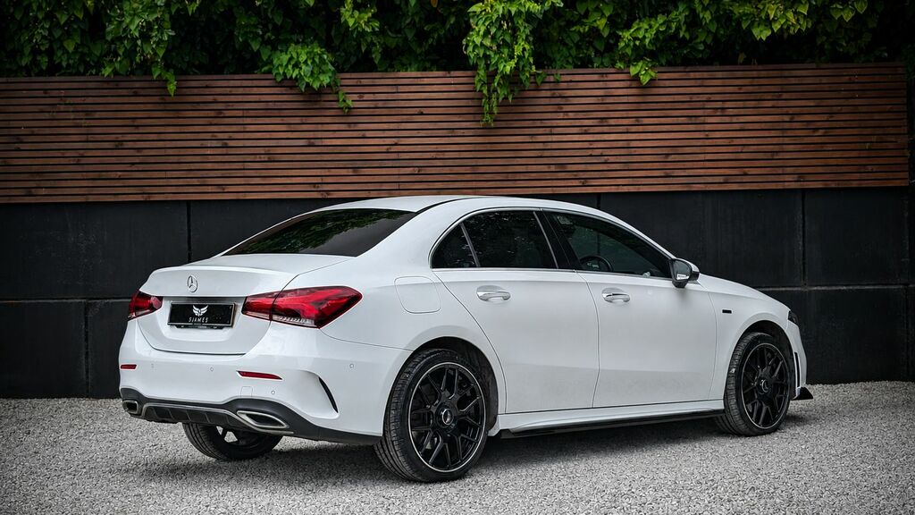 Mercedes-Benz A Class 2022 2.0 A180d Amg Line Night Edition Premium Plu Black #6
