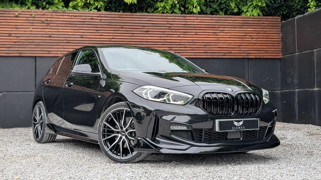BMW 1 Series 2020 1.5 118I M Sport Hatchback Dct Eur Black #3