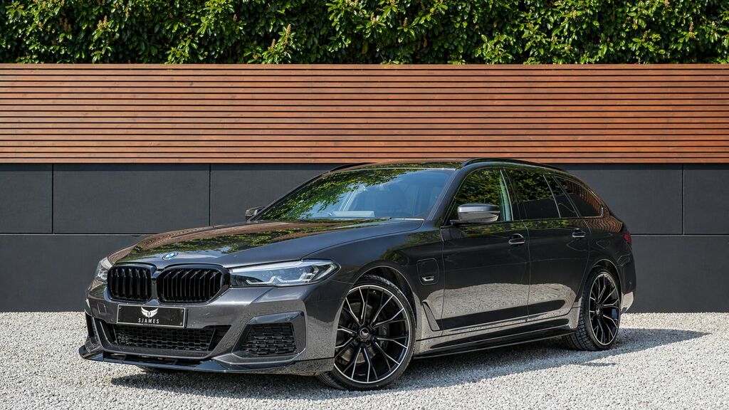 BMW 5 Series 2021 2.0 520I Mht M Sport Touring Hybri Grey