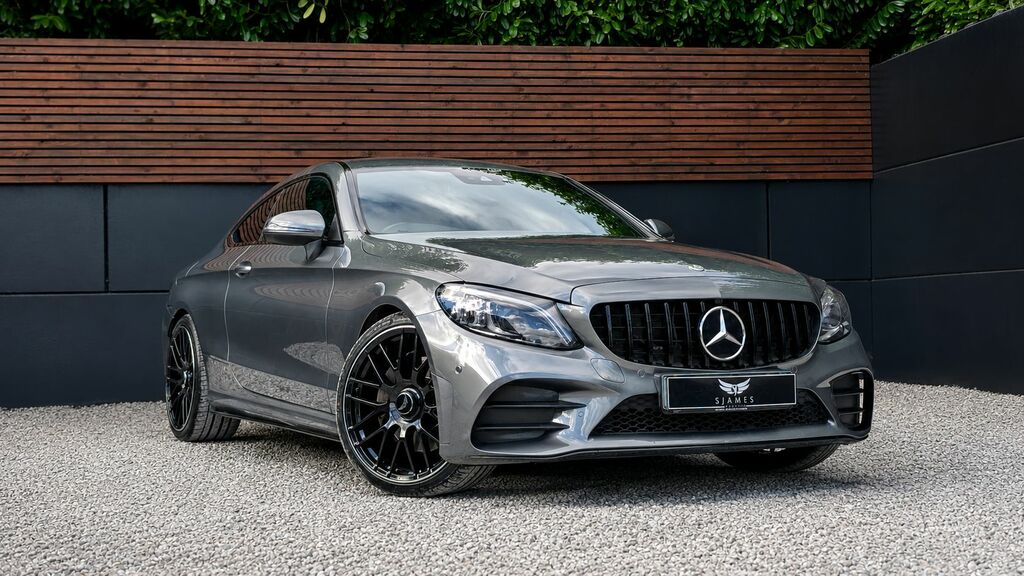 Mercedes-Benz C Class 2019 2.0 C220d Amg Line Premium Coupe Red #3