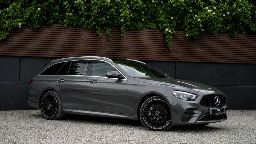 Mercedes-Benz E Class 2023 2.0 E220dh Mhev Amg Line Premium Estate Grey #4