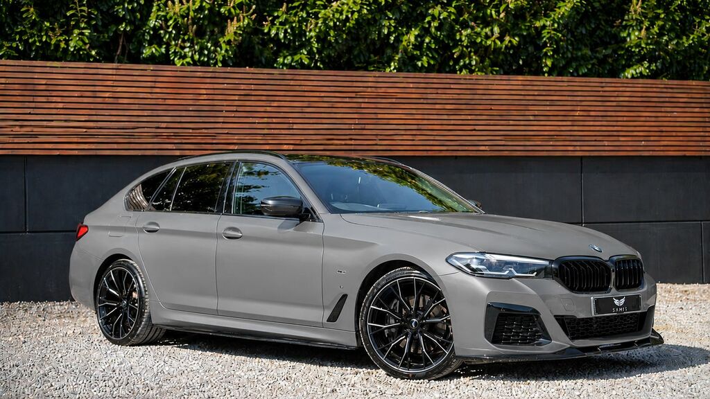 BMW 5 Series 2022 2.0 530E 12Kwh M Sport Touring Plu Grey #4