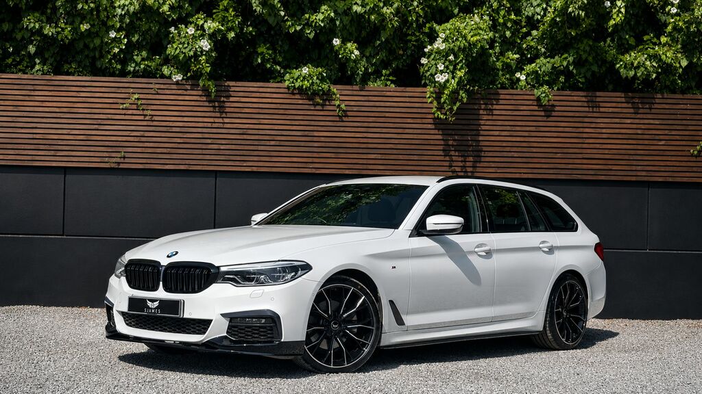 BMW 5 Series 2022 2.0 520D Mht M Sport Touring Hybri BL22NZA White