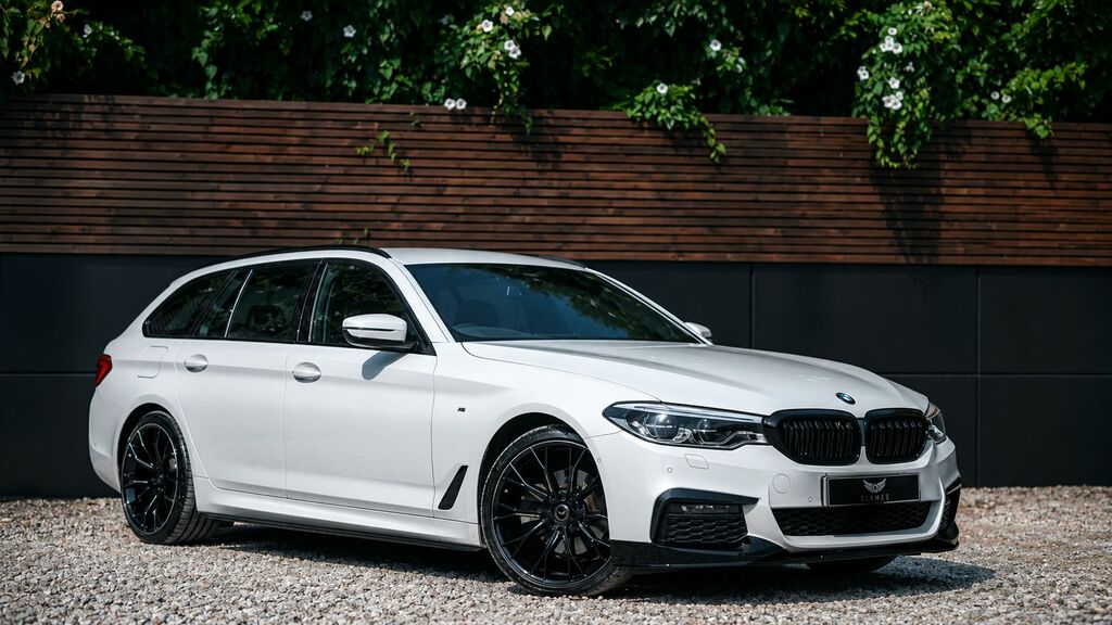 BMW 5 Series 2022 2.0 520D Mht M Sport Touring Hybri BL22NZA White #3