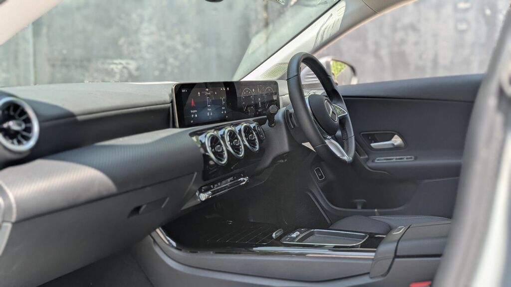 Mercedes-Benz CLA Class 2025 1.3 Cla180h Mhev Sport Edition Coupe Petr LR25EHD Silver #2