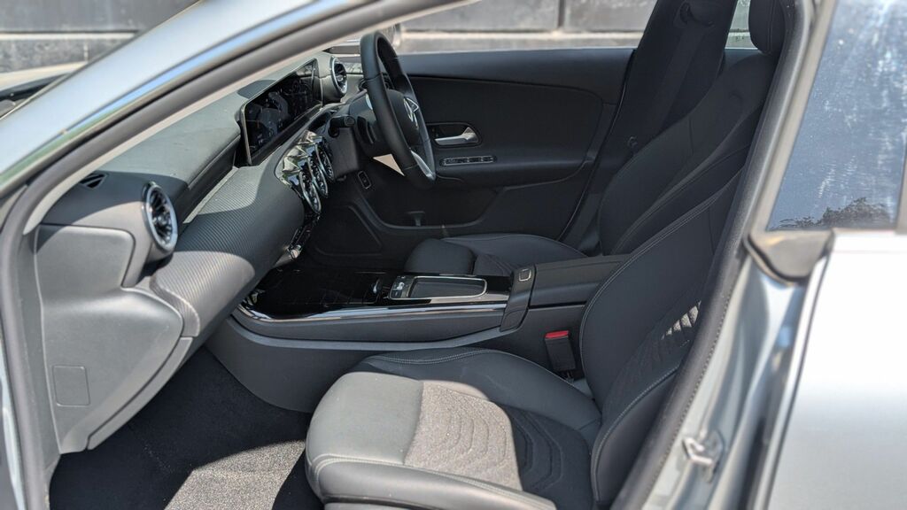 Mercedes-Benz CLA Class 2025 1.3 Cla180h Mhev Sport Edition Coupe Petr LR25EHD Silver #3