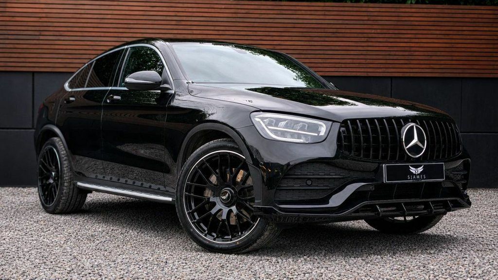 Mercedes-Benz GLC Class 2023 2.0 Glc300h Mhev Amg Line Coupe Hy Black #4