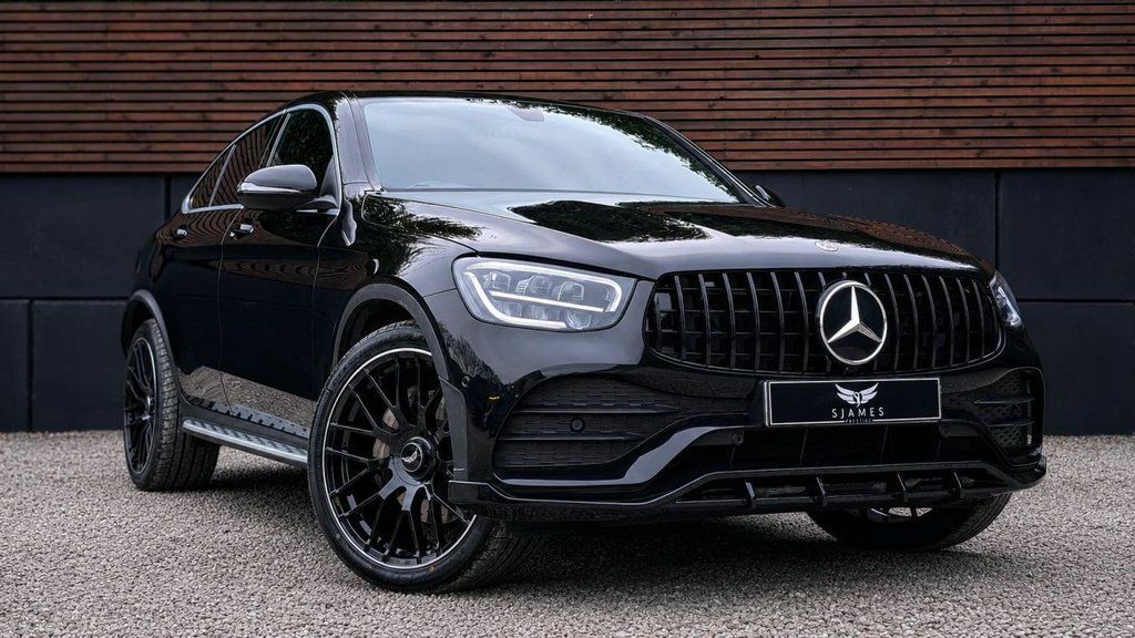 Mercedes-Benz GLC Class 2023 2.0 Glc300h Mhev Amg Line Coupe Hy Black #3