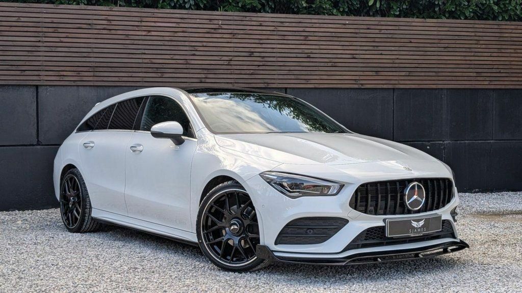 Mercedes-Benz CLA Class 2023 1.3 Cla200 Amg Line Premium 2 Shooting Brak White #3