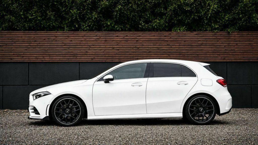Mercedes-Benz A Class 2021 1.3 A250e 15.6Kwh Amg Line Premium Plus 2 H White #3