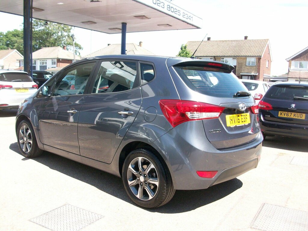 Hyundai Ix20 1.4 Blue Drive Se Euro 6 Ss Grey #5