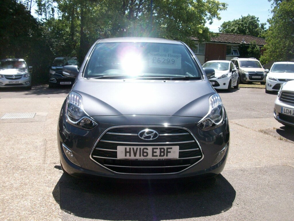 Hyundai Ix20 1.4 Blue Drive Se Euro 6 Ss Grey #2