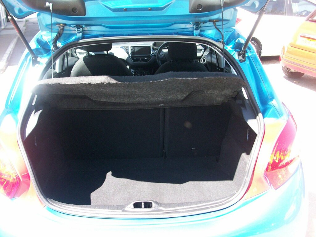 Peugeot 208 Hdi Active Silver #12