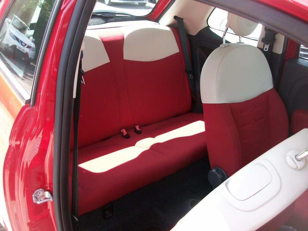 Fiat 500 1.2 Lounge Dualogic 69 Bhp White #9
