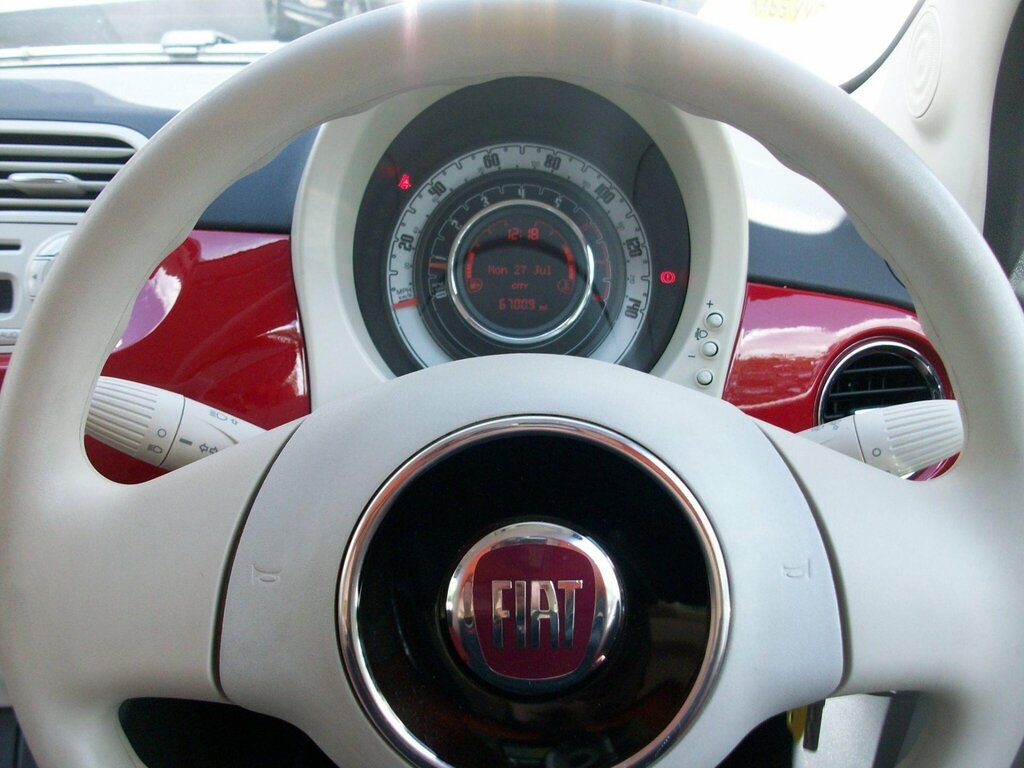 Fiat 500 1.2 Lounge Dualogic 69 Bhp White #13