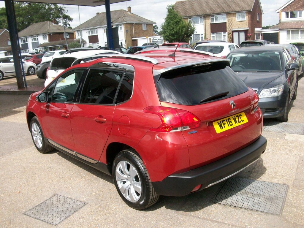 Peugeot 2008 1.6 Bluehdi Allure Euro 6 Ss Red #3