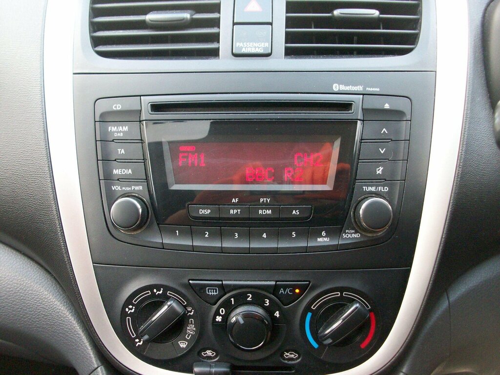 Suzuki Celerio 1.0 Sz4 Hatchback Euro 6 68 Ps White #16