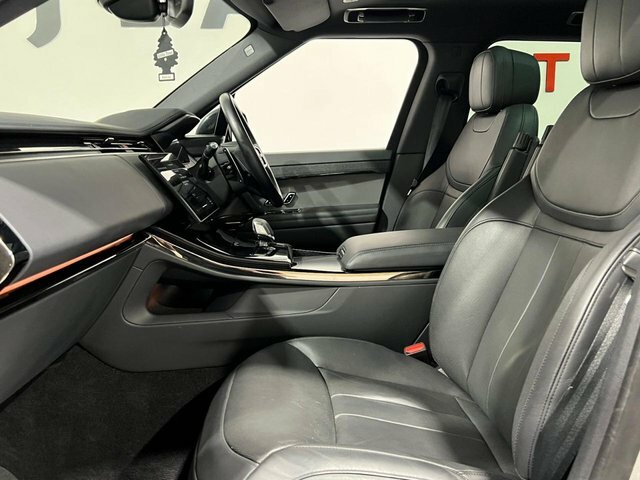 Land Rover Range Rover Sport 2024 3.0 D300 Mhev Dynamic Se Suv Black #4