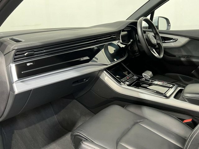 Audi Q7 2024 3.0 Tdi V6 45 Black Edition Suv Ti Black #4