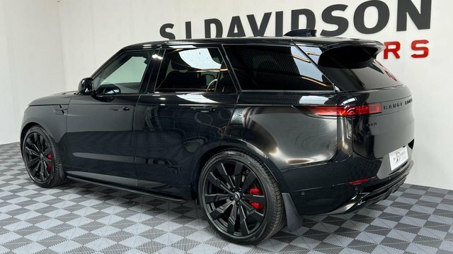 Land Rover Range Rover Sport 2025 3.0 D300 Mhev Dynamic Se Suv Black #2