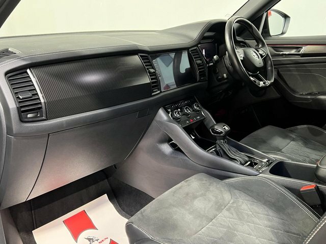 Skoda Kodiaq 2024 2.0 Tdi Sportline Suv Dsg 4Wd Euro Black #3