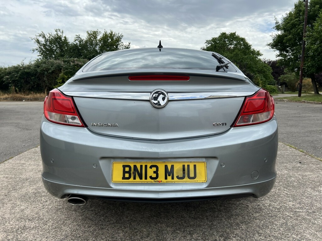 Vauxhall Insignia 1.8 16V Sri Hatchback Euro 5 14 Black #7