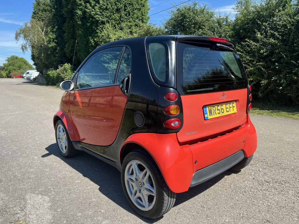 Smart Fortwo 0.7 City Pure Black #5