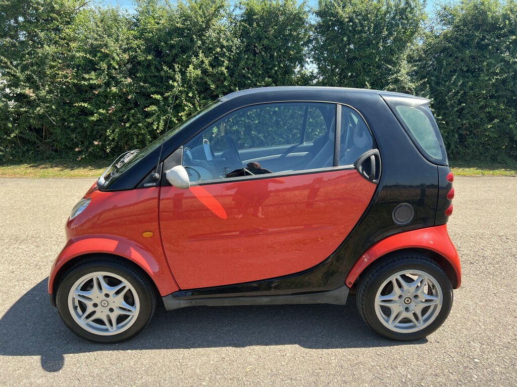 Smart Fortwo 0.7 City Pure Black #4