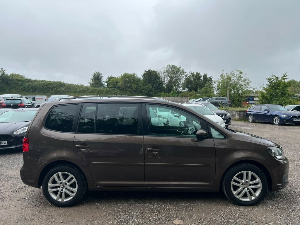 Volkswagen Touran Mpv 2.0 Tdi Match 7 Seats 201010 Red #16