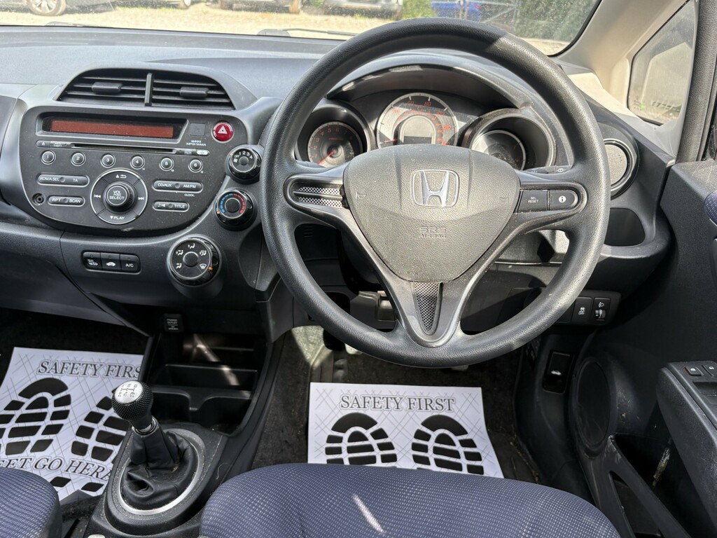 Honda Jazz 2011 Honda Jazznbsp1.3h Ima Hx-t Cvt Euro 5 Black #17